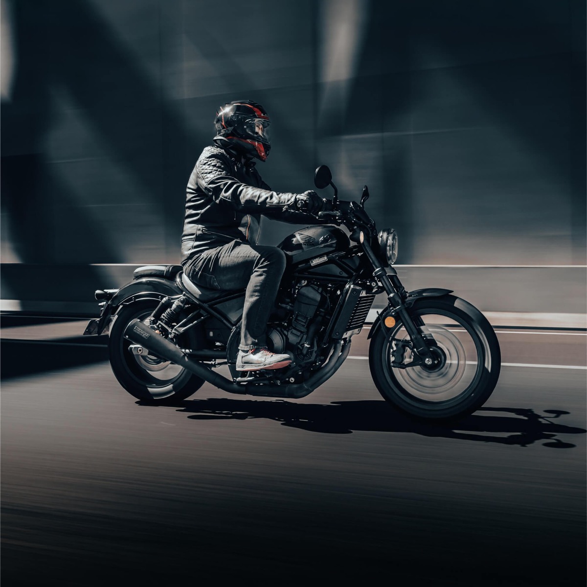 Honda_Motorcycle_Product_Category_Banners_Square_Cruiser_2000_x_2000